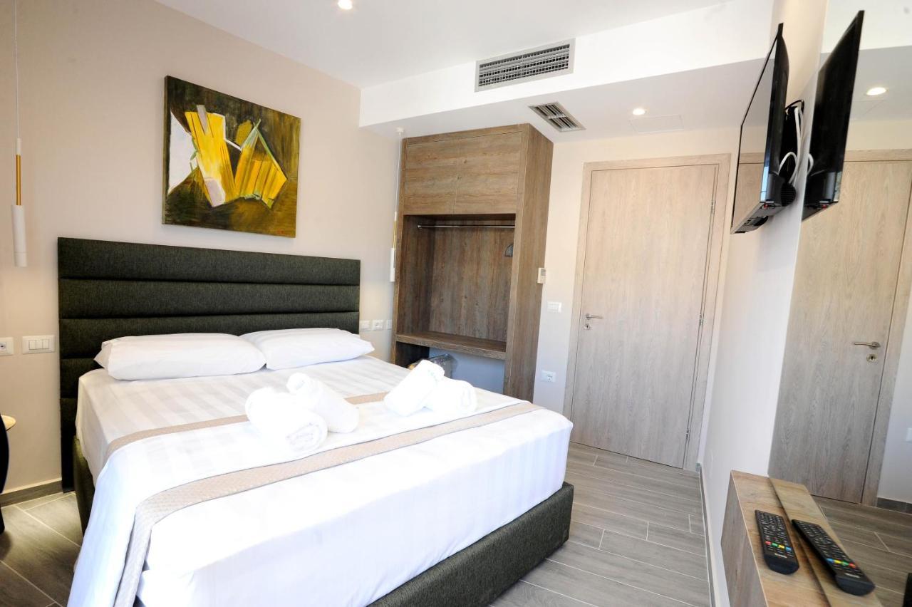 Afrodite Suites ซารานเดอ ภายนอก รูปภาพ