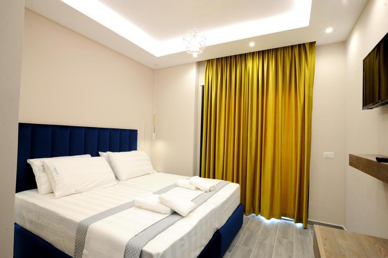 Afrodite Suites ซารานเดอ ภายนอก รูปภาพ