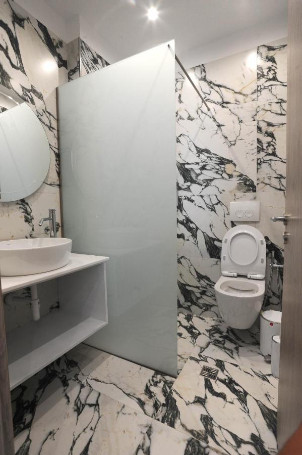 Afrodite Suites ซารานเดอ ภายนอก รูปภาพ