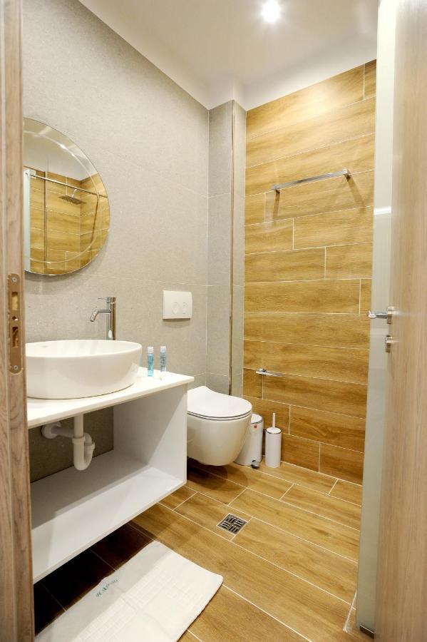 Afrodite Suites ซารานเดอ ภายนอก รูปภาพ