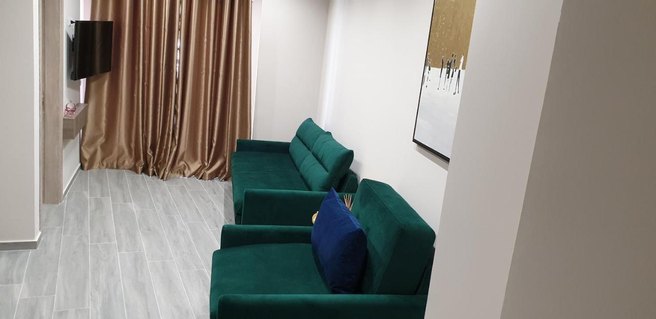 Afrodite Suites ซารานเดอ ภายนอก รูปภาพ